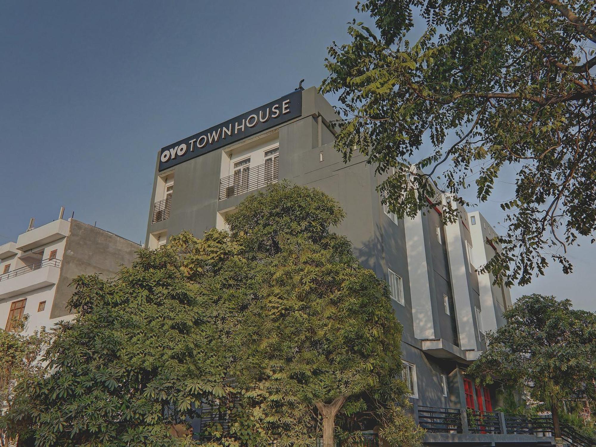 Super Townhouse 139 Ashiyana Smriti Upvan Near Emerald Mall Lucknow Bijnaur Εξωτερικό φωτογραφία